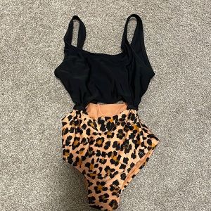 Bathing suit